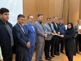 تقدیر از کارکنان نمونه پژوهشکده مرکبات و میوه های نیمه گرمسیری در هفته دولت