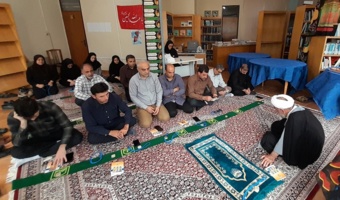 برگزاری مراسم سخنرانی، قرائت زیارت عاشورا و عزاداری سید و سالار شهیدان حضرت اباعبدالله الحسین (ع) در پژوهشکده مرکبات و میوه‌های نیمه‌گرمسیری