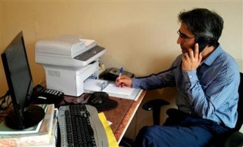 بررسی استانداردهای انبارهای نگهداری توسط معاون پژوهشی پژوهشکده مرکبات و میوه های نیمه گرمسیری در رادیو اقتصاد